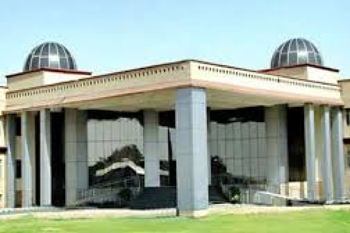 Choosing the Right BHMS College: A Complete Guide for Aspiring Homeopaths